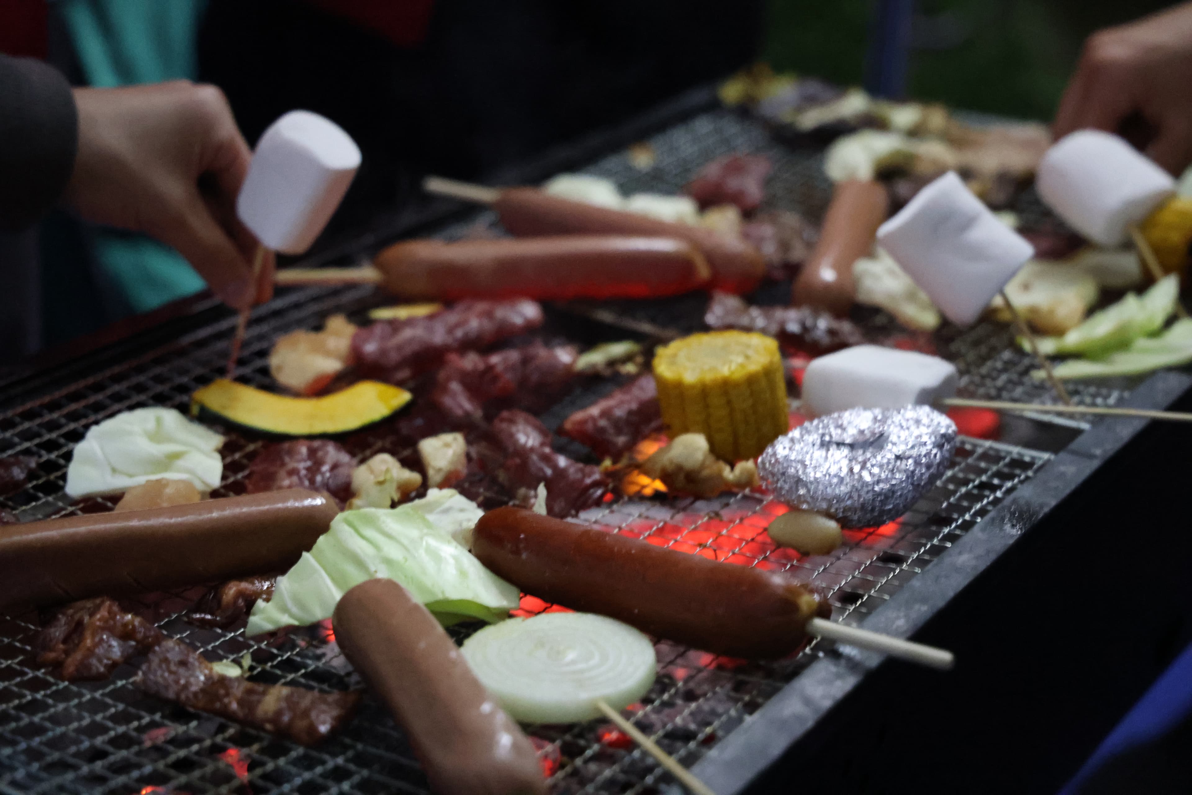 「BBQ&FIRE」の様子を掲載しました。