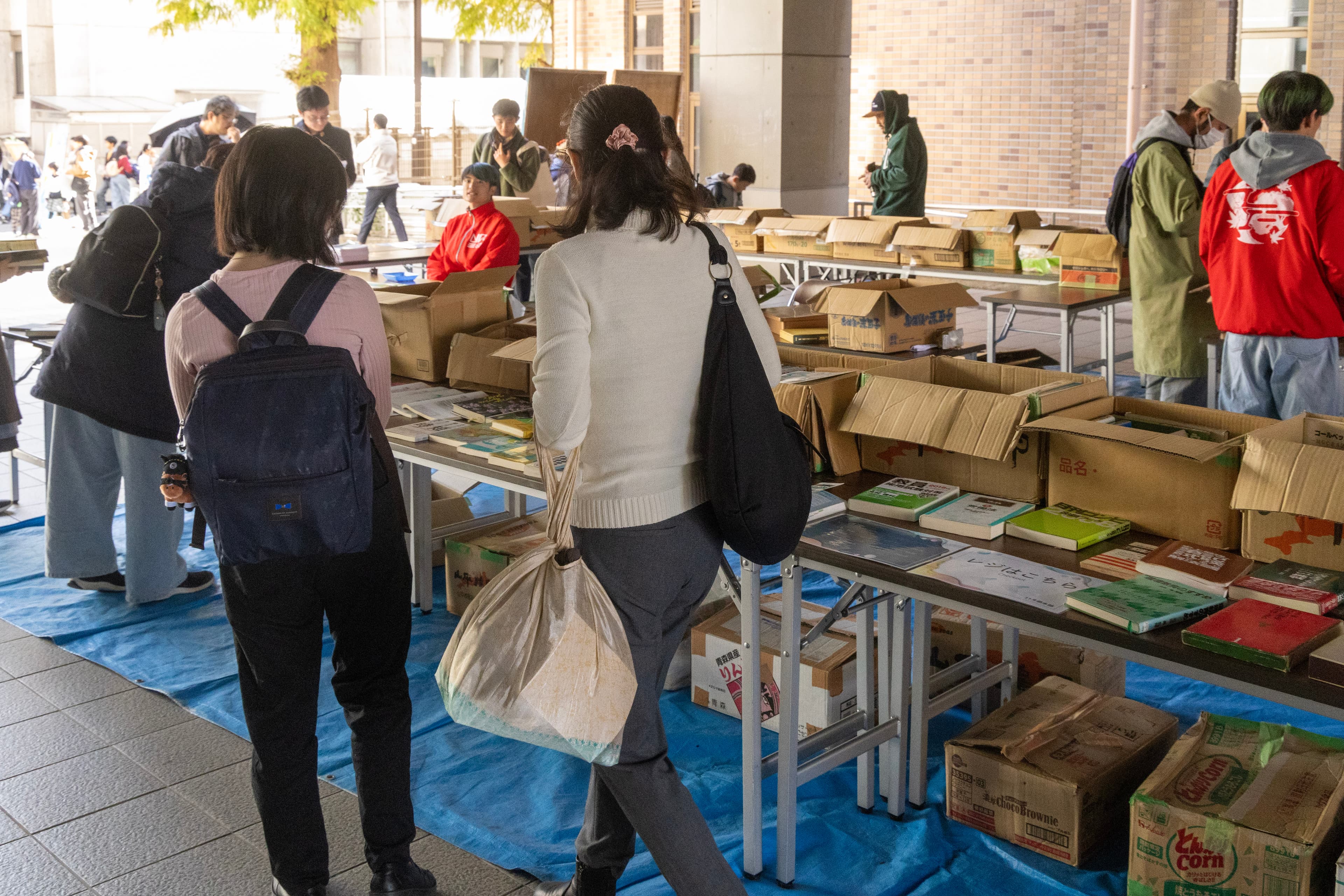 古本・古レコード市の様子