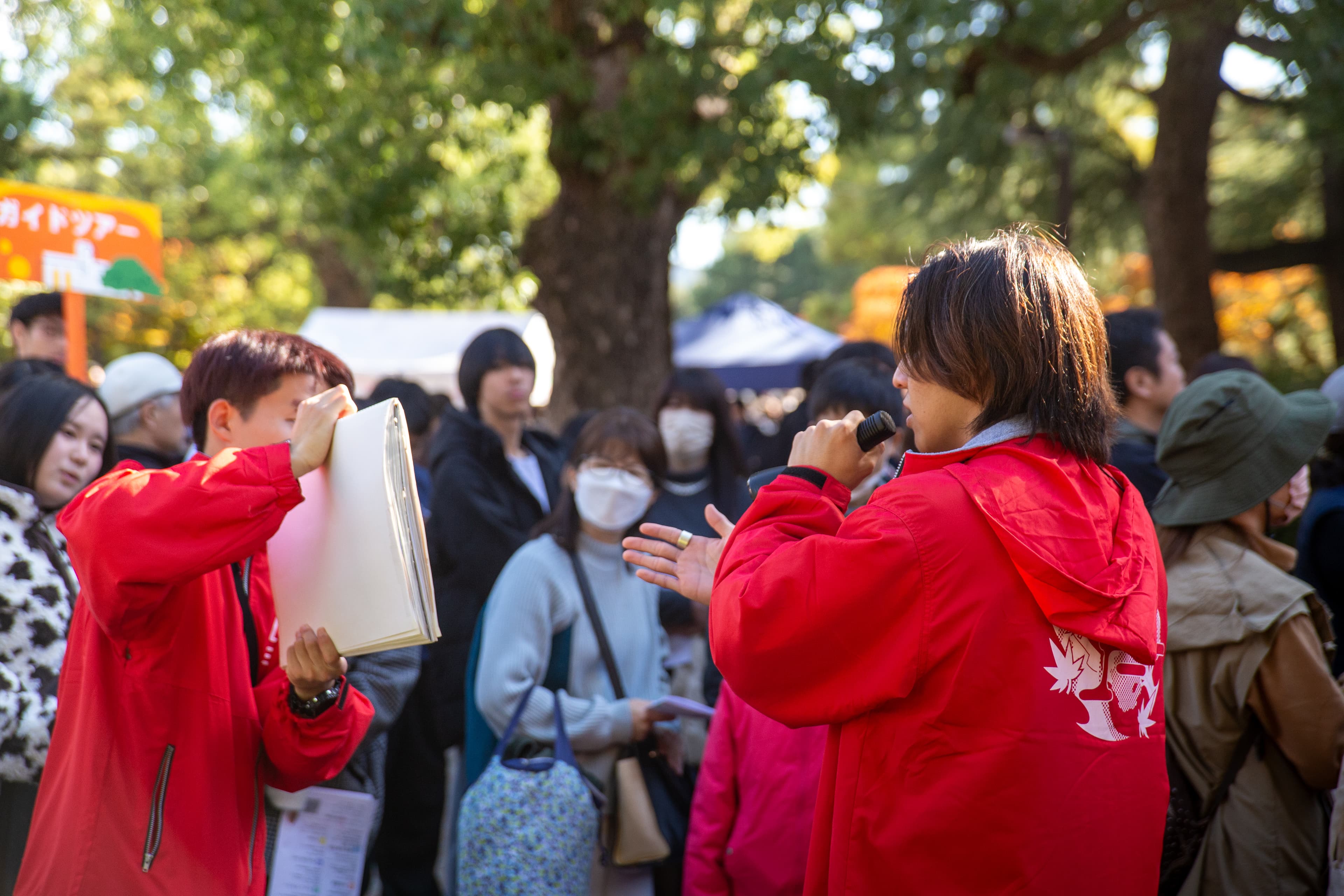ガイドツアーの様子
